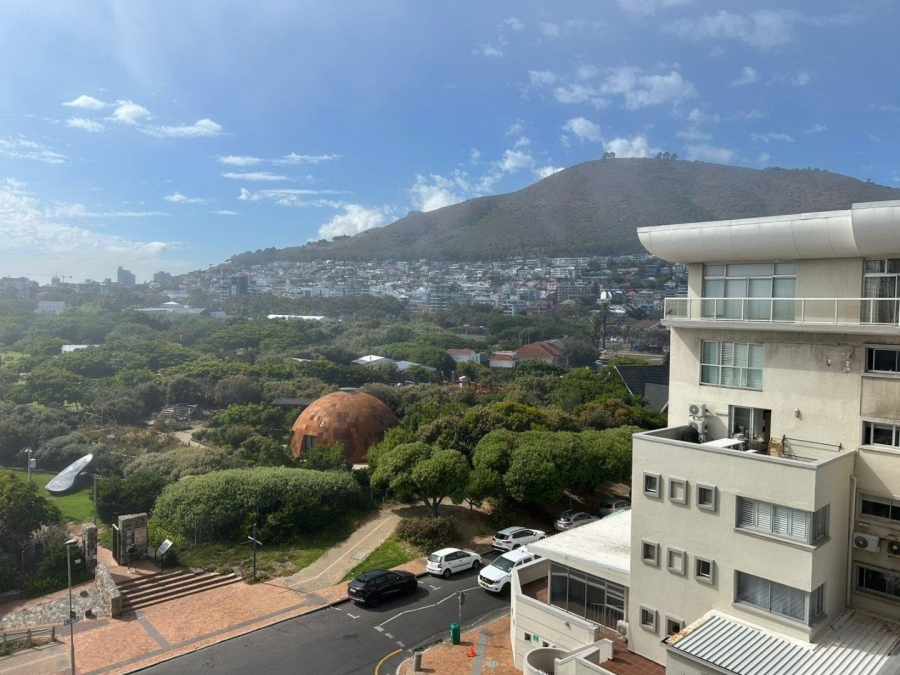 1 Bedroom Property for Sale in Mouille Point Western Cape
